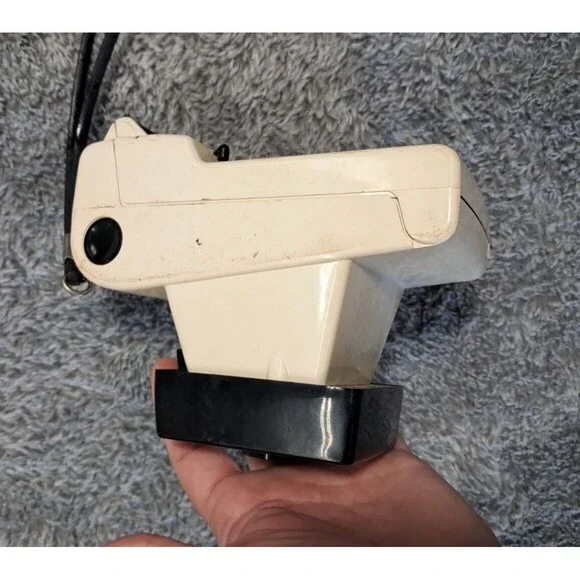 VTG Polaroid Land Camera Swinger Model 20 Strap Photography Decorations Untested - Picture 12 of 12